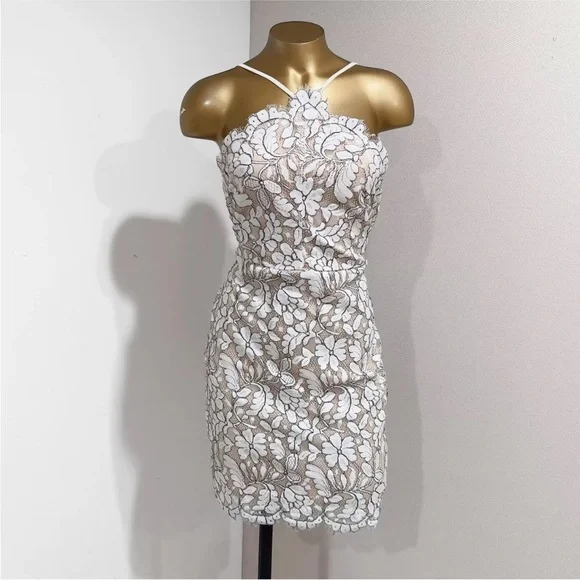 NWT Lulu’s Delicate Darling Beige & Ivory Lace Bodycon Halter Dress - Picture 5 of 10